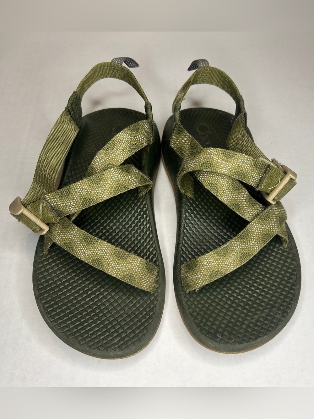 Chaco Youth Size 4 Olive Green & Tan Strappy Sandals